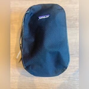 Patagonia Black Hole Cube Pouch 6L Black w/Fitz Trout BFZT LTD RARE